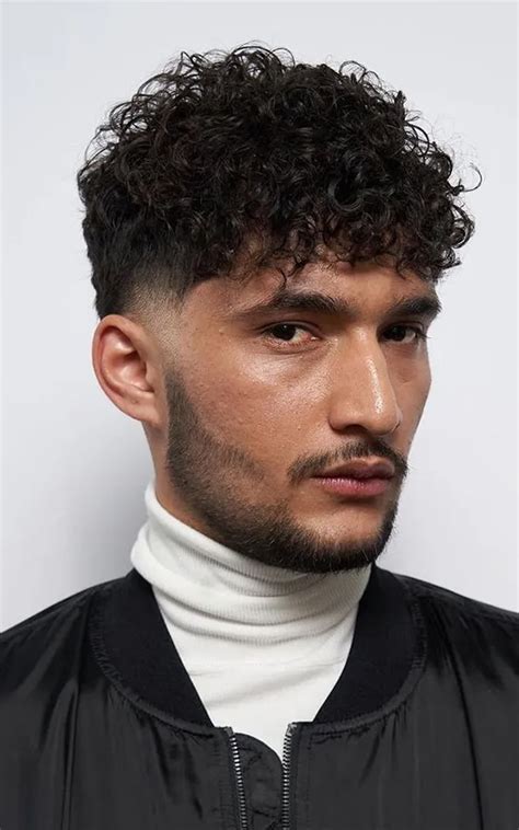 taper cheveux longs homme|Coupe Taper Homme : Une Coiffure Tendance et Masculine